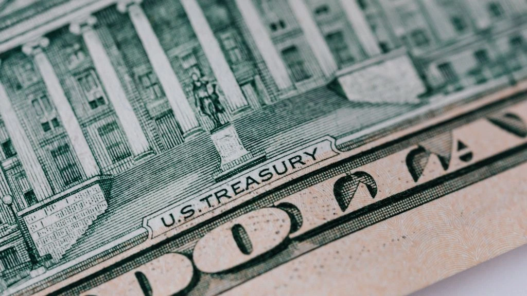 Cover plate for a fintech treasury platform case study